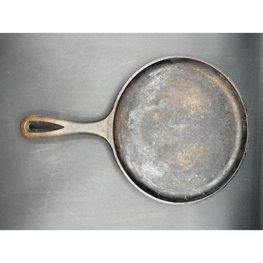 Lodge 90G 10 1/2” inch Old Style Cast Iron Griddle Skillet Made In USA